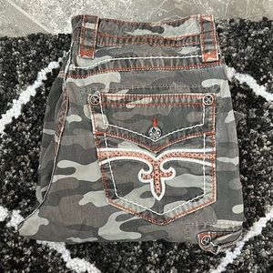 Men’s Rock Revival Cargo Shorts